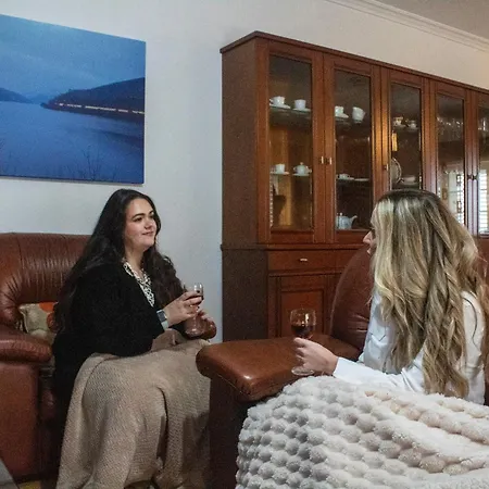Semesterbostad D'ouro Meu House *